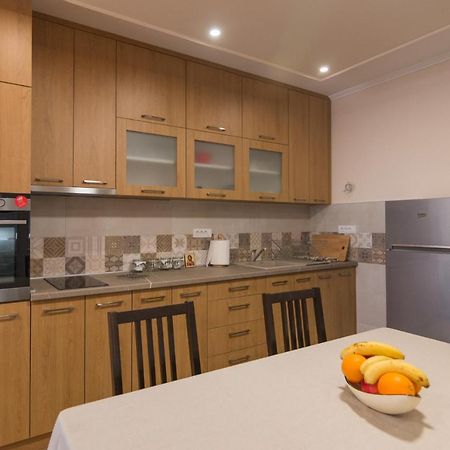 Apartment Lili 巴伊纳巴什塔 外观 照片