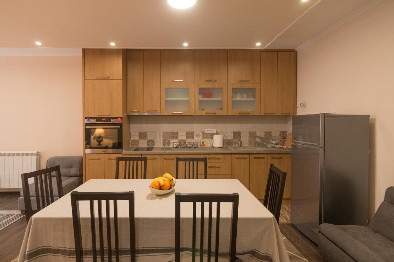 Apartment Lili 巴伊纳巴什塔 外观 照片